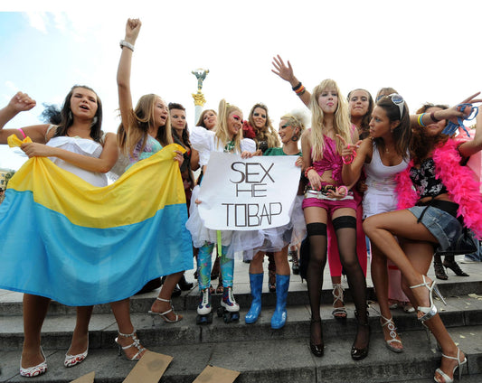 Sveta, Katya e as outras